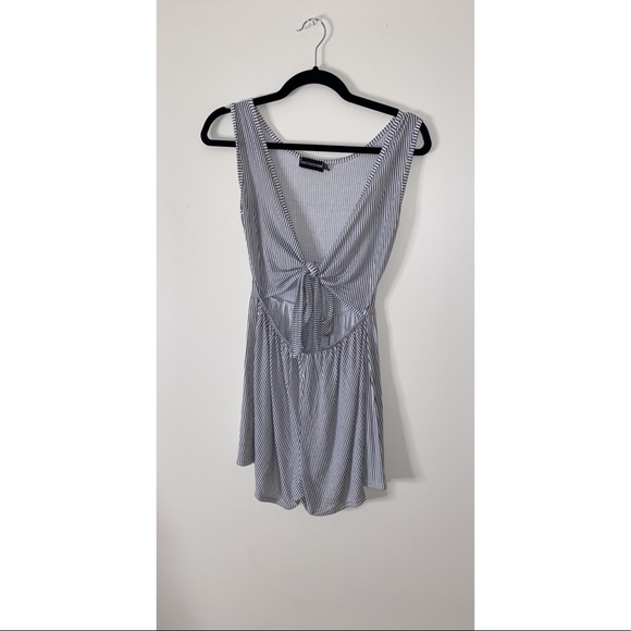 Pretty Little Thing Romper - Picture 3 of 6